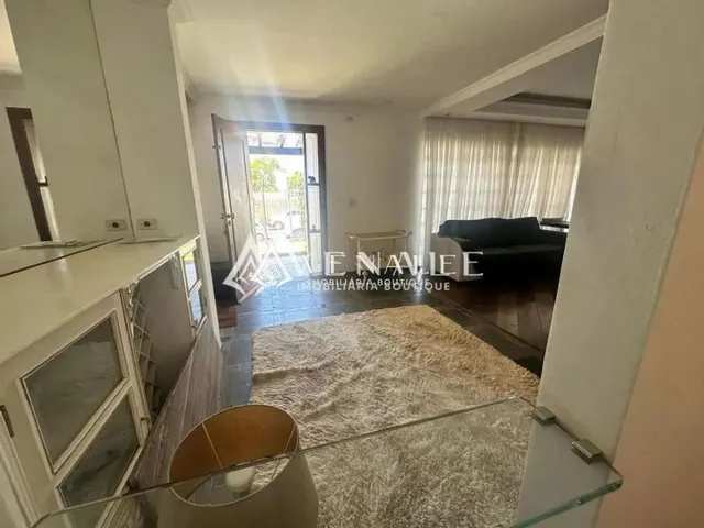 Imagem 4: Sobrado À Venda em Maringá, Zona 05, com 4 Quartos, com 420 M²