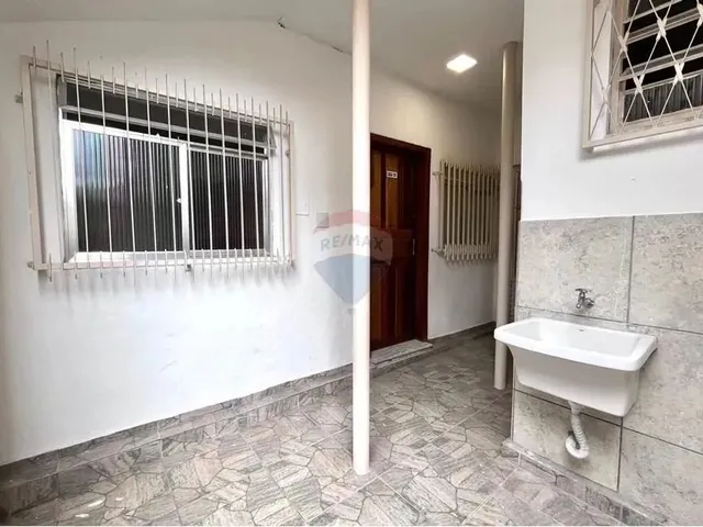 Imagem: Casa de 3 Quartos no Bairro São Mateus