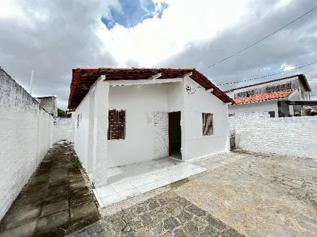 Imagem 16: Casa para Alugar com 02 Quartos no Bairro dos Ipês, em Excelente Localização