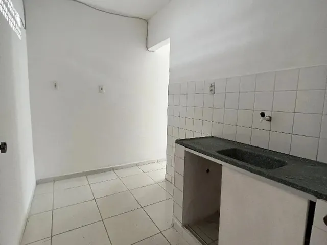 Imagem 5: Casa para Alugar com 02 Quartos no Bairro dos Ipês, em Excelente Localização