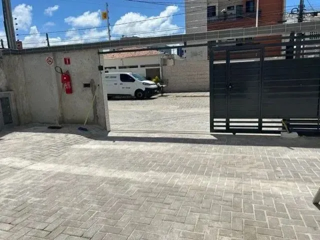 Imagem 6: Apartamento com 2 Dormitórios, Sala, Cozinha Americana e Varanda para Alugar, 55 M² Por