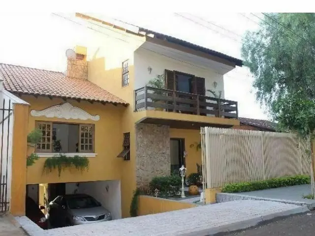 Imagem: Casa em Rua do Planalto - Centro - Ibiporã/Pr
