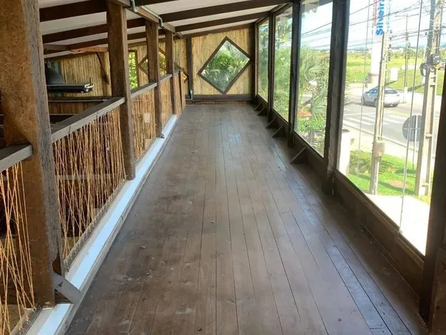 Imagem 4: Ampla Loja na Entrada da Garopaba / Sc