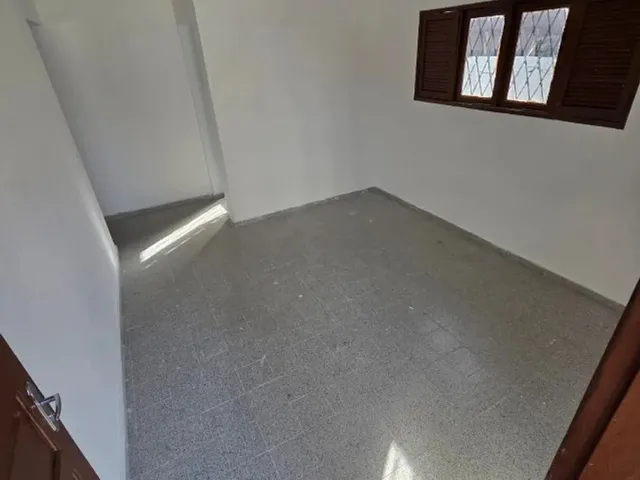 Imagem 11: Bancários - Alugo Casa Próximo Às Três Ruas! Amplo Espaço Externo