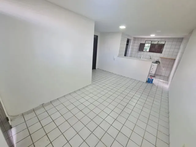 Imagem 3: Bessa - Alugo Apartamento com 2 Quartos