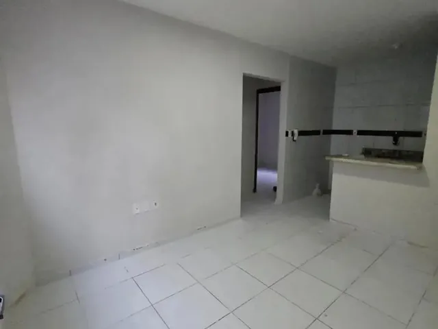 Imagem 2: Alugo Apartamento Térreo com Área no Parque do Sol/Valentina com 2 Quartos Sendo 1