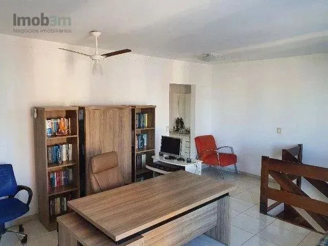 Imagem 2: Apartamento com 4 Dormitórios À Venda, 220 M² por R$ 800.000,00 - Centro - Londrina/Pr