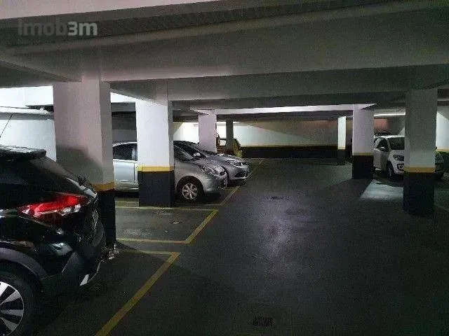 Imagem 8: Apartamento com 4 Dormitórios À Venda, 220 M² por R$ 800.000,00 - Centro - Londrina/Pr