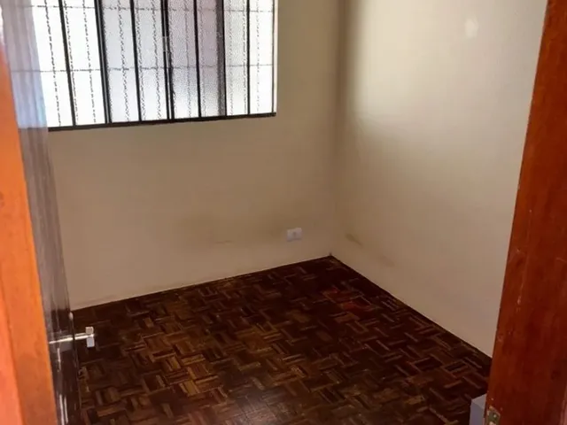 Imagem 2: Casa Térrea Ibiporã 3Q, 1B + Edícula C/ 1Q e 1B(Próx. Av. 19 Dezembro). 250M² De