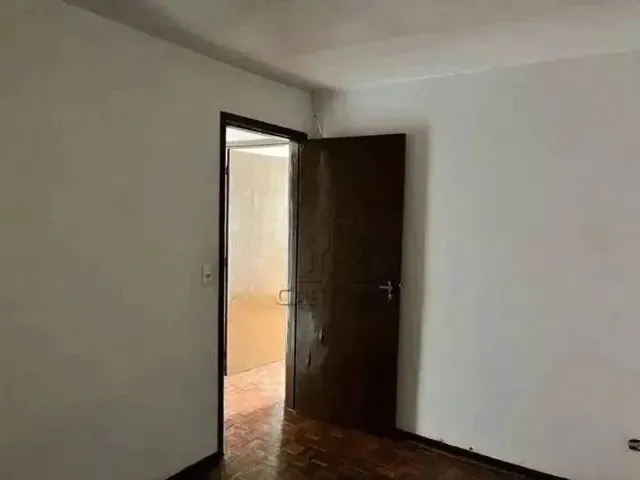 Imagem 7: Casa com 3 Dormitórios À Venda por R$ 240.000,00 - santa Rita 1 - Londrina/Pr