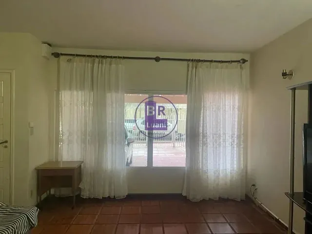 Imagem 5: Casa Térrea À Venda em Localização Privilegiada