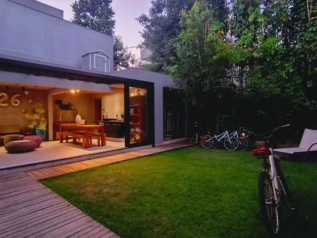 Imagem 1: Vivendas da Barra - Casa Duplex Reformada, Totalmente Mobiliada, Disponível Para