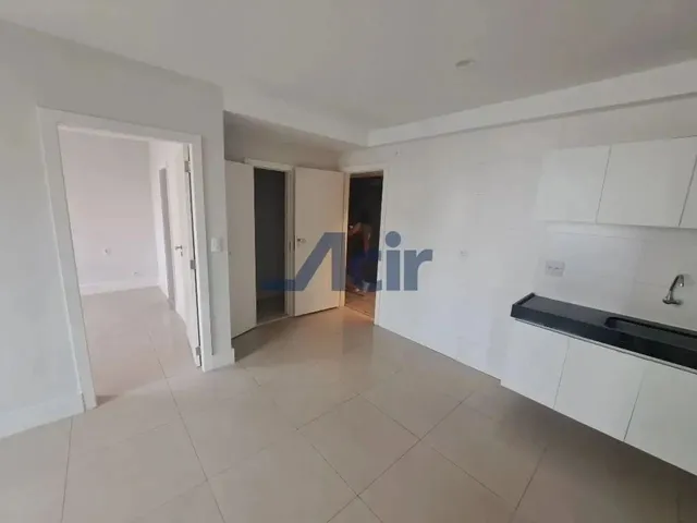 Imagem 7: Apartamento Dois Quartos com Duas Suítes, 65M² por R$ 2.850,00/Mês - Centro - Rio De