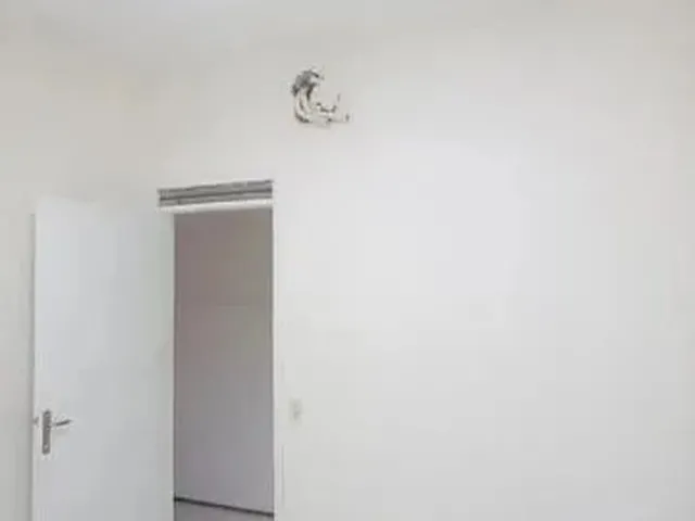 Imagem 13: Sala com 60M², 01 Banheiro, 01 Sala. Paralela a Av. Heráclito Graça, Bem Próximo Ao