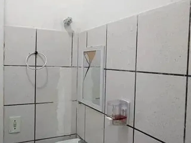 Imagem 5: Sala com 60M², 01 Banheiro, 01 Sala. Paralela a Av. Heráclito Graça, Bem Próximo Ao