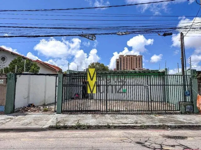 Imagem: Casa Ampla com 03 Quartos À Venda, 249