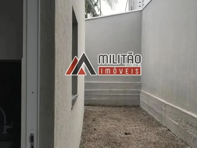 Imagem 8: Centro Comercial com 17 Salas À Venda