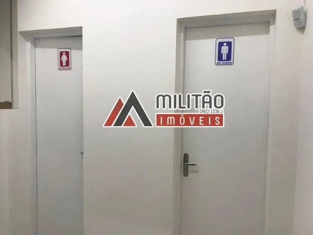Imagem 7: Centro Comercial com 17 Salas À Venda