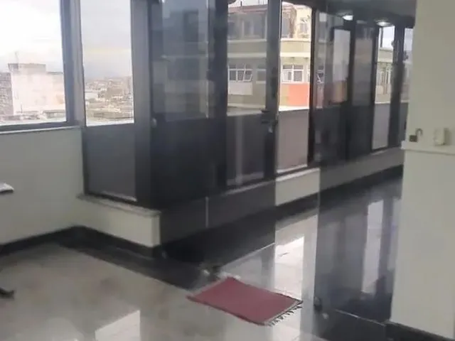 Imagem 2: Sala Comercial com Área de 388 Metros² no Ed Jalcy Metropole no Centro de Fortaleza