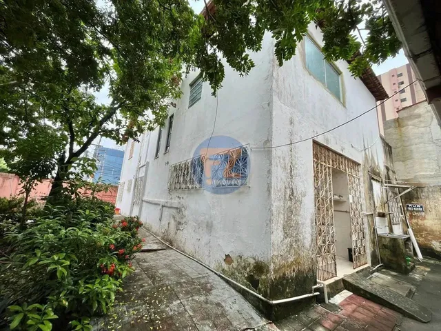 Imagem 4: Casa Comercial de Esquina em Corredor de Atividade
