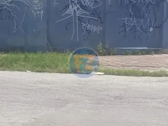 Imagem 6: Casa Comercial de Esquina em Corredor de Atividade