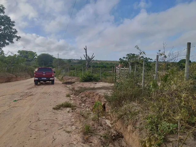Imagem 4: 02 Tarefas no Povoado da Izabel na Baira da Pista