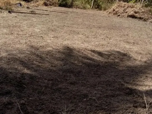 Imagem 1: 1 Lote de Terreno 180 Metros Quadrados no Centro. Tel: * Tem Conversa de Preço