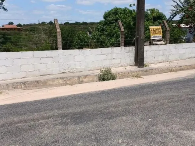 Imagem: Vende-Se Esse Lot em Retiro