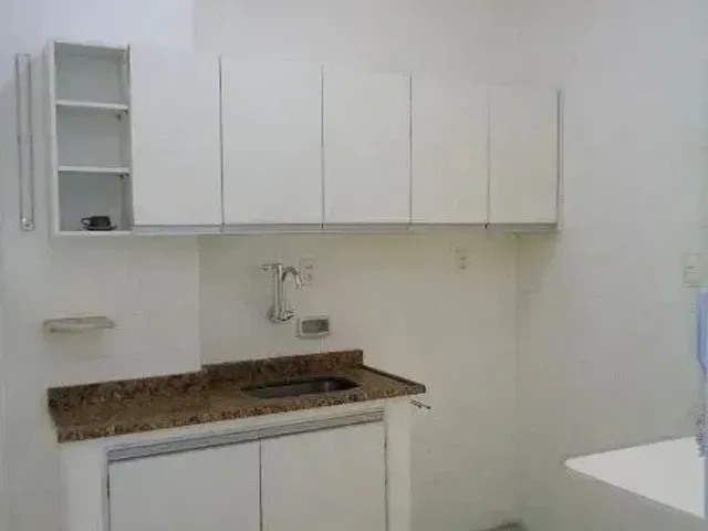 Imagem 14: Imóvel para Aluguel Possui 75 Metros Quadrados com 2 Quartos em Ipanema - Rio de Janeiro