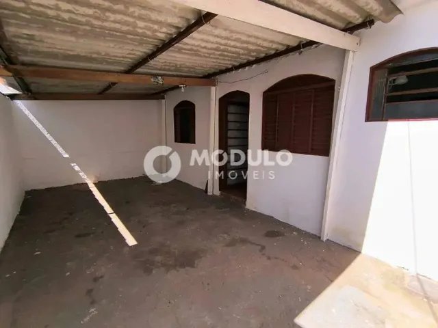 Imagem: Casa Disponivel para Locação no Bairro