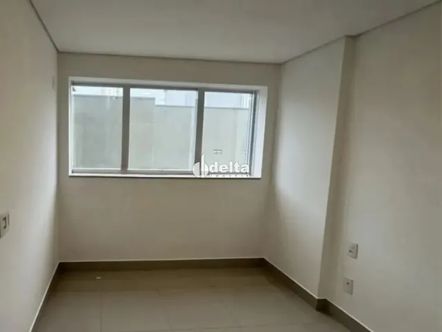 Imagem 10: Apartamento com 3 Quartos Sendo 1 Suíte, Disponível para Locação no Bairro Vigilato