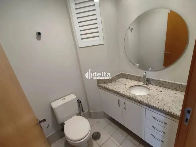 Imagem 4: Apartamento com 2 Quartos Sendo 1 Suíte, Disponível para Locação no Bairro Centro Em