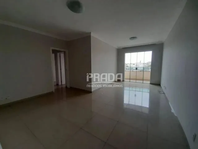 Imagem: Apartamento com 3 Quartos para Alugar, 130