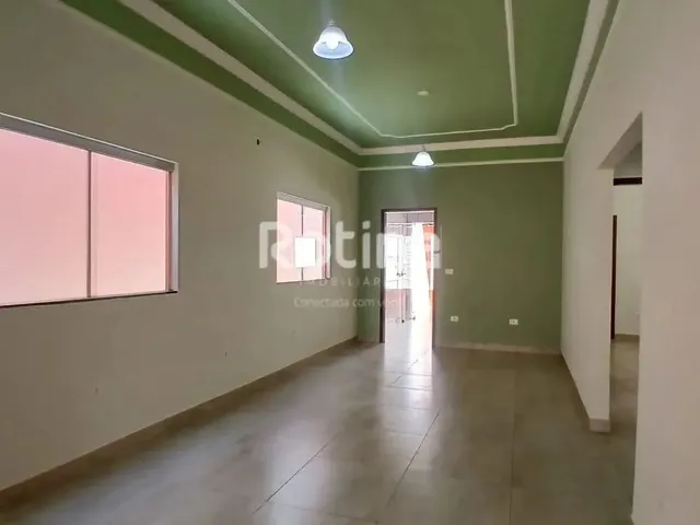 Imagem 3: Casa para Alugar, 3 Quartos, Granada - Uberlândia/Mg - Rotina Imobiliária