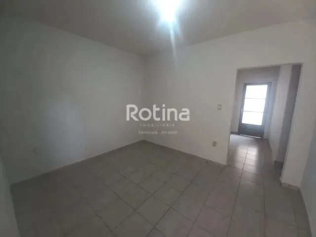 Imagem 3: Casa para Alugar, 2 Quartos, Segismundo Pereira - Uberlândia/Mg - Rotina Imobiliária