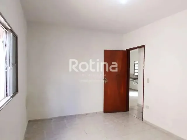 Imagem 7: Casa para Alugar, 2 Quartos, Segismundo Pereira - Uberlândia/Mg - Rotina Imobiliária