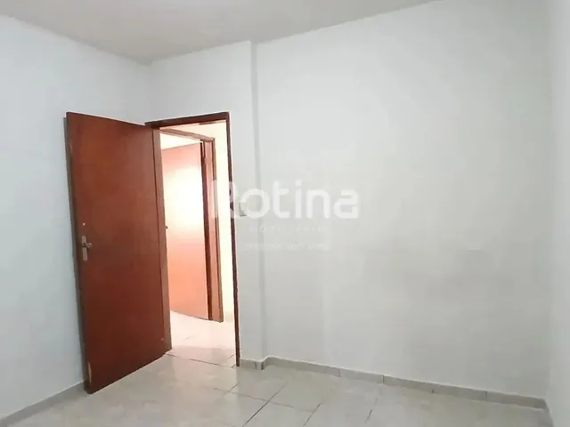 Imagem 15: Casa para Alugar, 2 Quartos, Segismundo Pereira - Uberlândia/Mg - Rotina Imobiliária