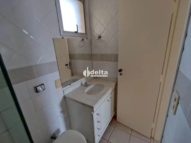 Imagem 13: Apartamento com 3 Quartos, Disponível para Locação no Bairro Copacabana Em