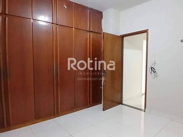 Imagem 12: Casa para Alugar, 3 Quartos, São Jorge - Uberlândia/Mg - Rotina Imobiliária