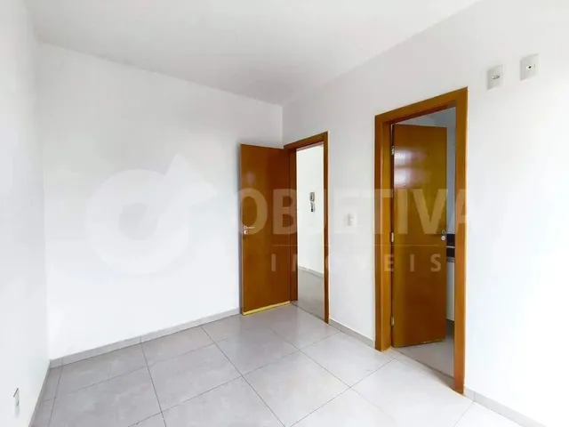 Imagem 4: Apartamento para Aluguel, 3 Quartos, 1 Suíte, 2 Vagas, Jardim Botanico - Uberlandia/Mg