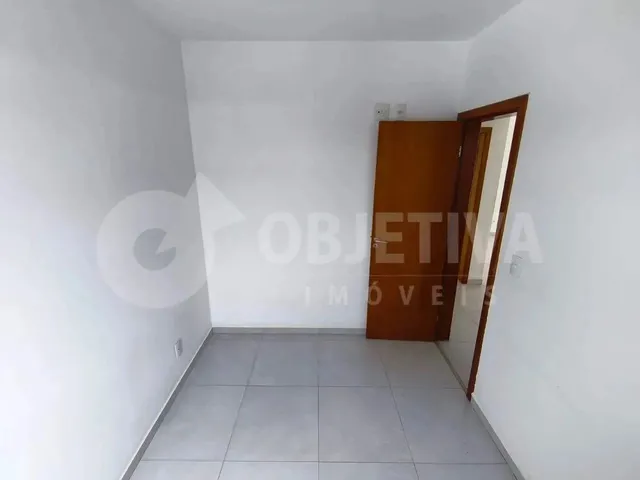 Imagem 2: Apartamento para Aluguel, 3 Quartos, 1 Suíte, 2 Vagas, Jardim Botanico - Uberlandia/Mg