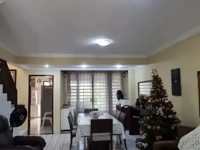 Imagem: Casa Duplex a 150M da Av Abel Cabral em