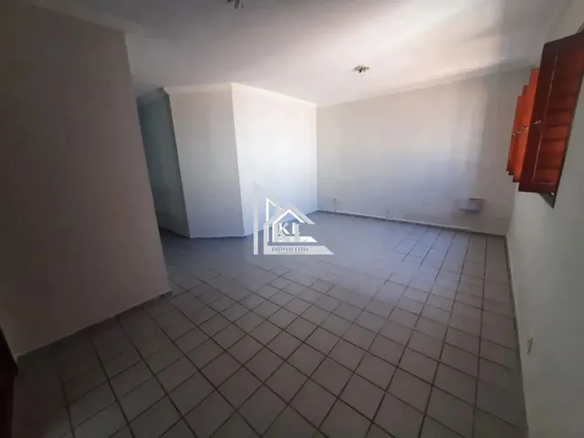Imagem 9: Excelente Casa À Venda em Nova Parnamirim - 3 Quartos (2 Suítes), Dependência, Lado
