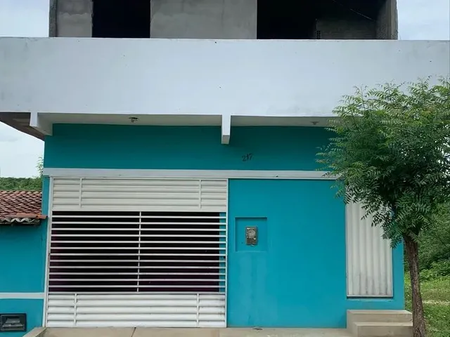 Imagem: Vendo Prédio (2 Casas