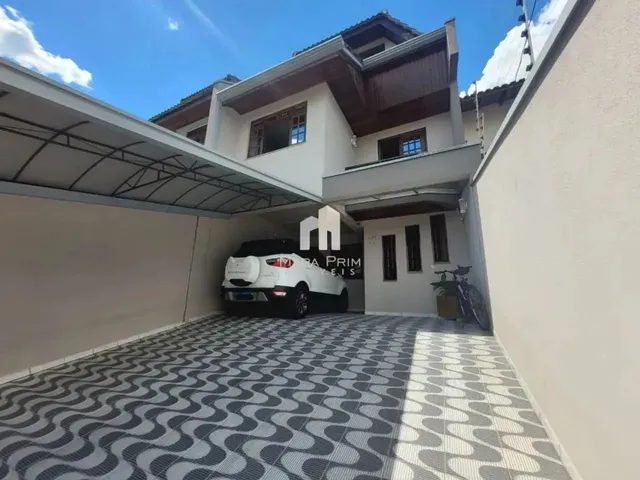 Imagem 2: Sobrado com 4 Dormitórios À Venda por R$805.000,00, 148M² - Tarumã - Curitiba/Pr