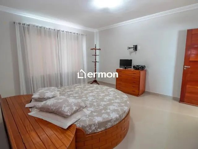 Imagem 2: Casa À Venda em Parnamirim, Parque das Nações, com 3 Suítes, com 300 M², Condomínio