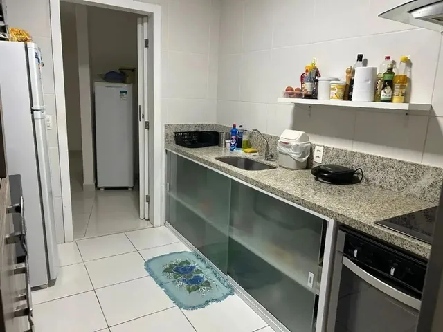 Imagem 3: Apartamento com 4 Dormitórios À Venda, 222 M² por R$ 1.650.000,00 - Praia de Cotovelo
