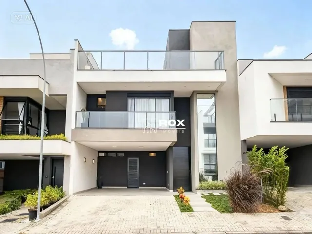 Imagem: Casa de Alto Padrão com 3 Quartos À Venda