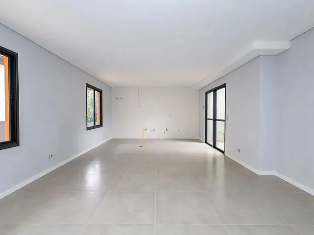 Imagem: Sobrado com 3 Dormitórios À Venda, 122