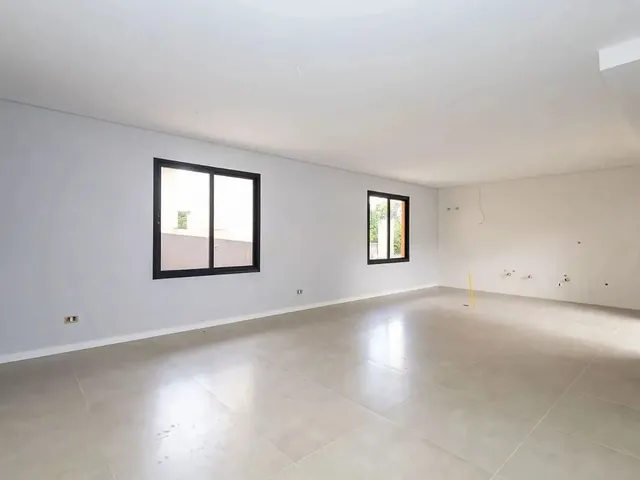 Imagem 3: Sobrado com 3 Dormitórios À Venda, 122 M² por R$ 687.477,00 - Abranches - Curitiba/Pr